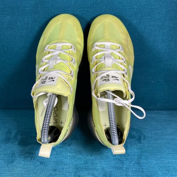 ❌SOLD❌Size 7 - Women’s Nike Air Vapormax Luminous Green shoes - Picture 6 of 9